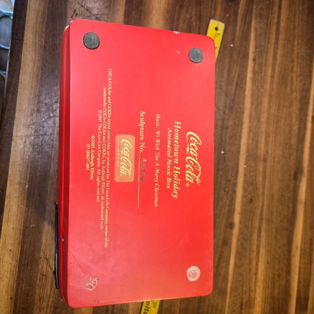 Coca Cola Hometown Holiday Animated Music Box- Used Missing Batt Cover